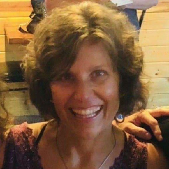 Meet your Posher, Roxanne - Picture 1 of 1